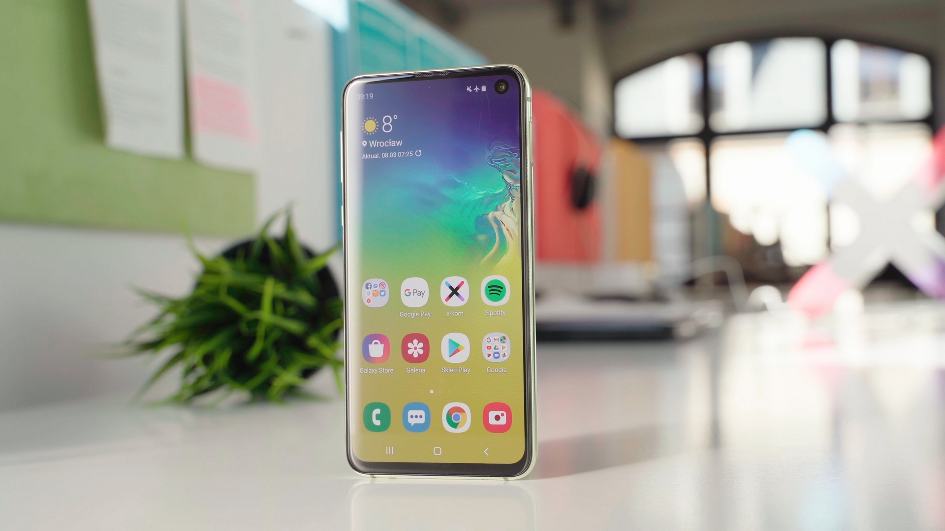 Samsung Galaxy S10e to kompaktowy flagowiec z prawdziwego zdarzenia – recenzja 22 Samsung Galaxy S10e