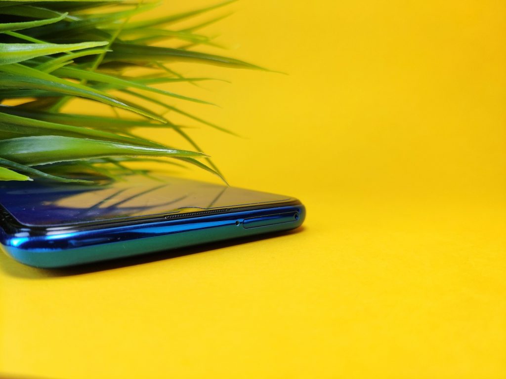 Średniopółkowy smartfon, który chyba będzie hitem u operatorów - recenzja Honor 20 Lite 15 honor 20 lite