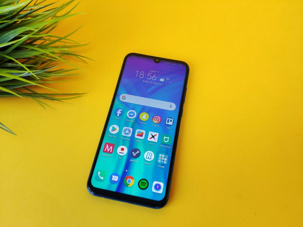 Średniopółkowy smartfon, który chyba będzie hitem u operatorów - recenzja Honor 20 Lite 13 honor 20 lite