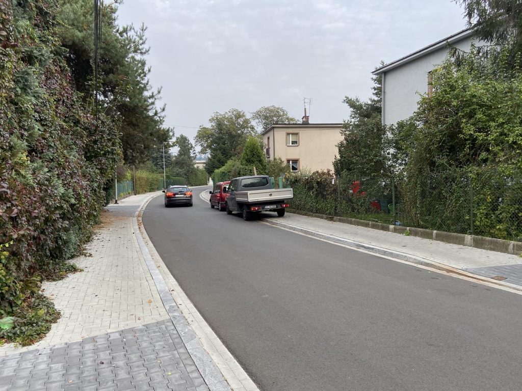 Czy najtańszy iPhone ma sens? Recenzja iPhone 11 oczami użytkownika Androida 18 Czy najtańszy iPhone ma sens? Recenzja iPhone 11 oczami użytkownika Androida