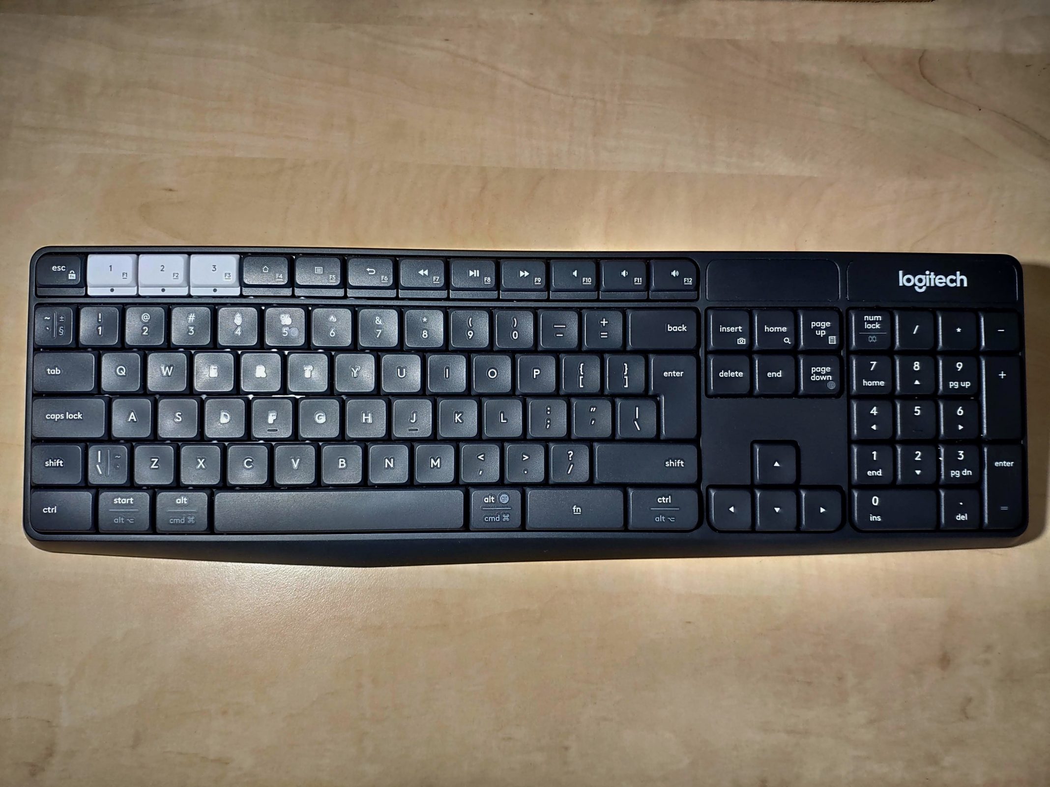 Logitech k375s как подключить к компьютеру