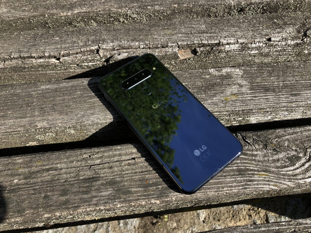 Pokaż mi swoją dłoń, czyli recenzja LG G8S ThinQ. 12 LG G8S ThinQ tył