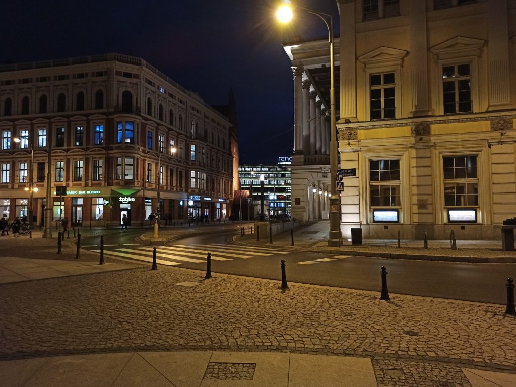 Aż ciężko mi uwierzyć, że ten telefon kosztuje tylko tyle... Recenzja Redmi Note 8 Pro! 25 Redmi Note 8 Pro zdjęcie