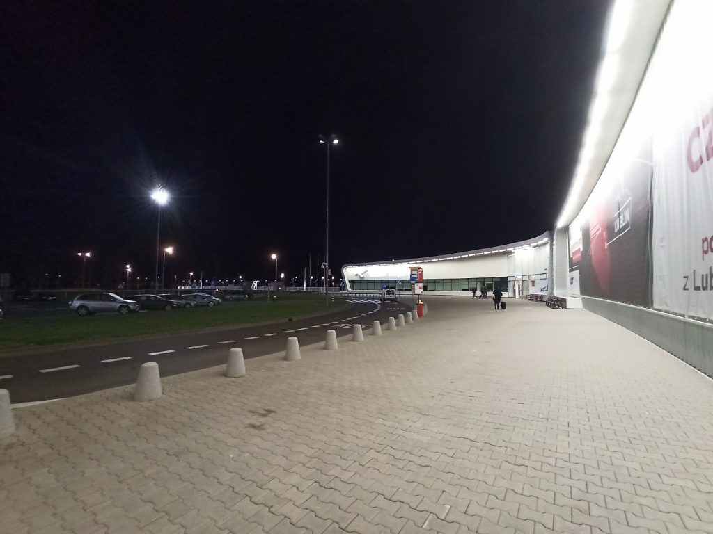 Aż ciężko mi uwierzyć, że ten telefon kosztuje tylko tyle... Recenzja Redmi Note 8 Pro! 23 Redmi Note 8 Pro zdjęcie