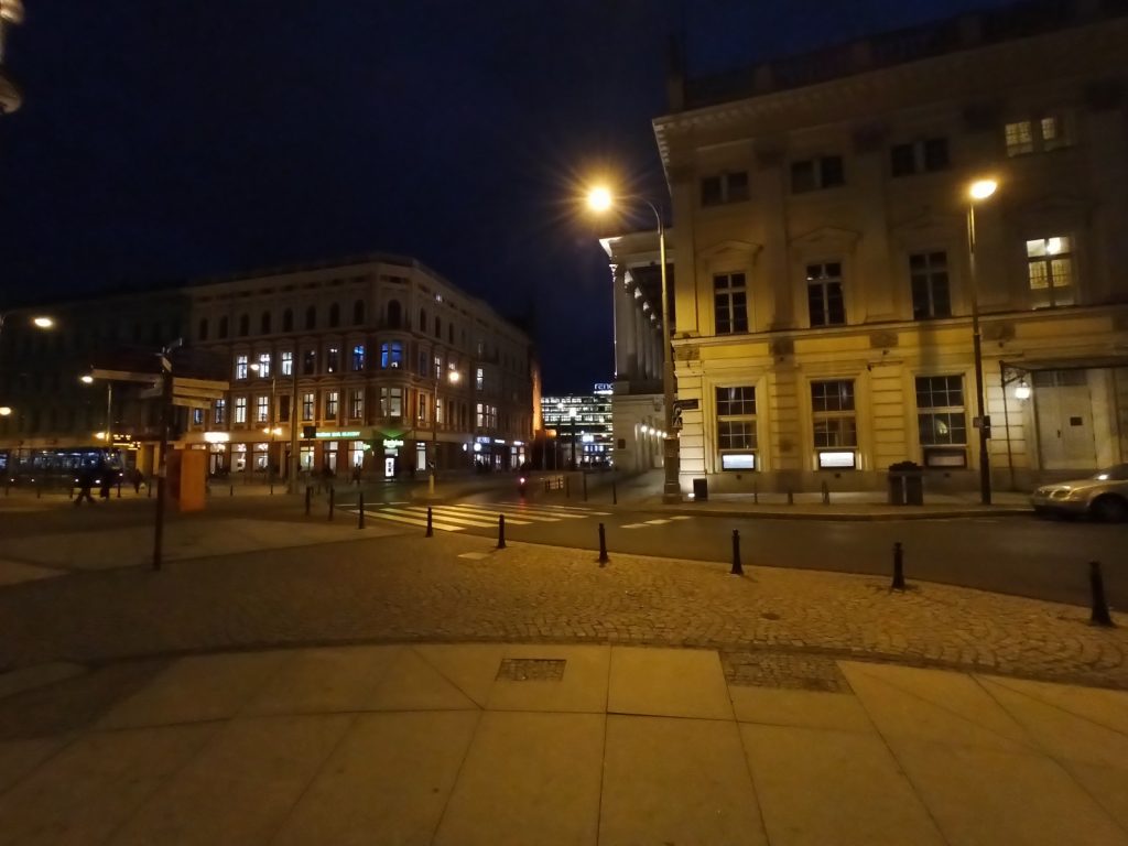 Aż ciężko mi uwierzyć, że ten telefon kosztuje tylko tyle... Recenzja Redmi Note 8 Pro! 27 Redmi Note 8 Pro zdjęcie