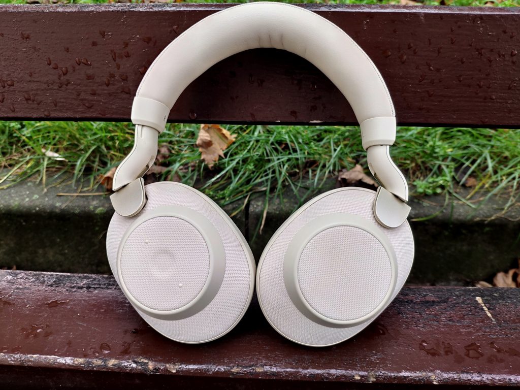 Jabra Elite 85h - recenzja świetnych i przemyślanych słuchawek nausznych