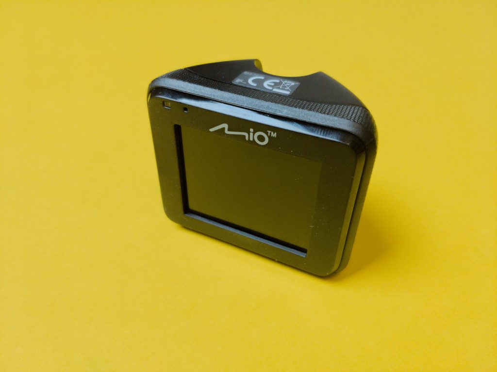 Porównanie wideorejestratorów 70mai Smart Dash Cam Pro, Mio MiVue C320 i Navitel R650 Night Vision 15 Mio MiVue C320