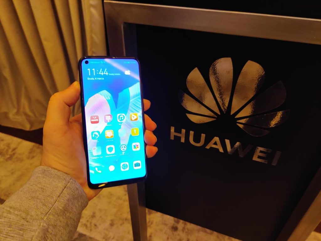 Huawei P40 lite, P40 lite E oraz Mate Xs trafiają do sprzedaży w naszym kraju! 13 Huawei P40 lite, P40 lite E oraz Mate Xs trafiają do sprzedaży w naszym kraju!
