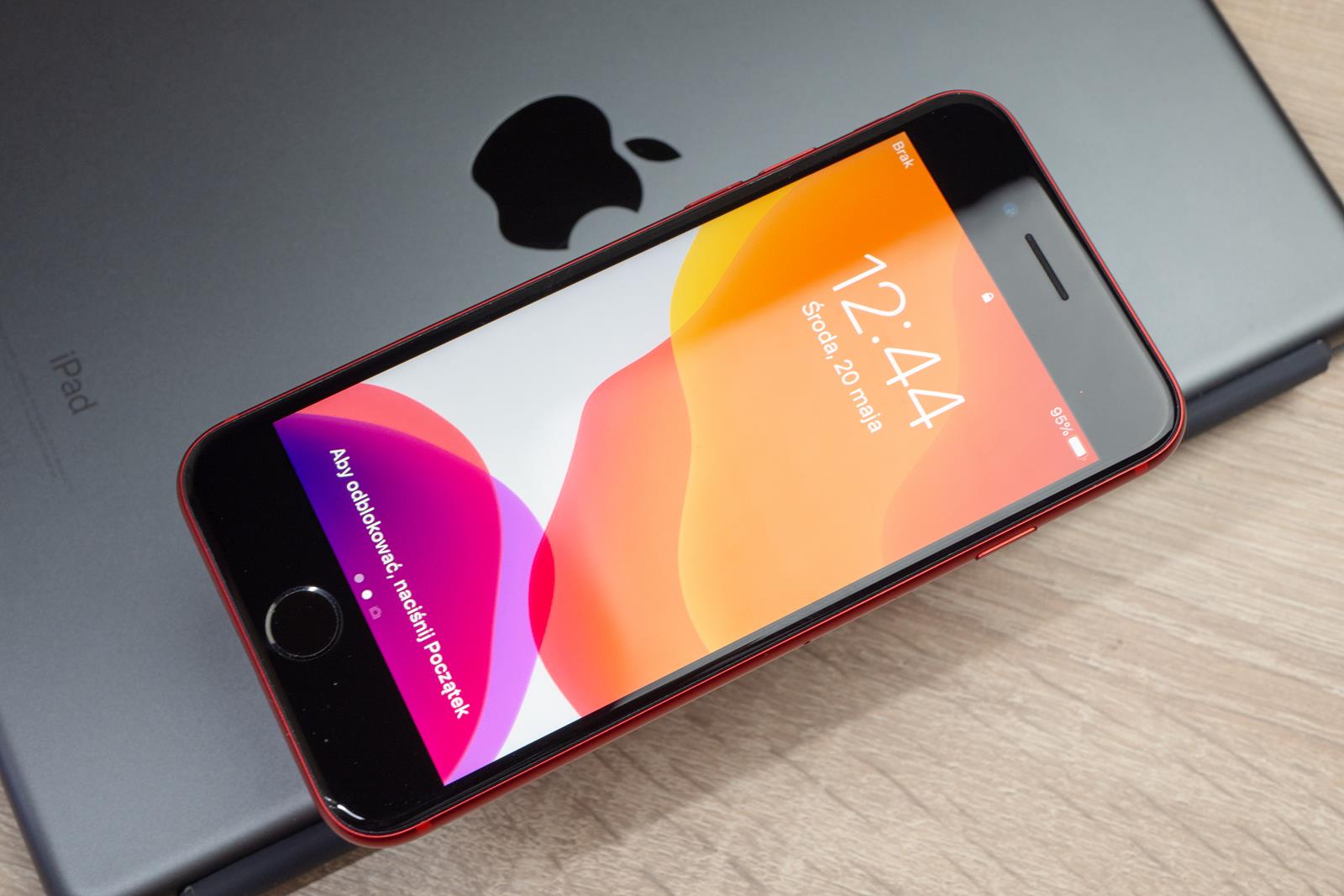Apple rozważa porzucenie lub przesunięcie premiery iPhona SE 4