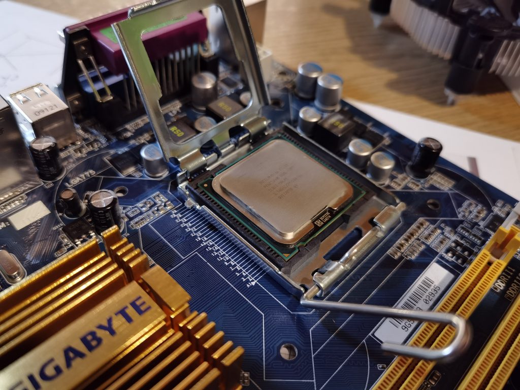 Intel pamięta o budżetowych układach i szykuje nowe procesory z rodzin Celeron oraz Pentium