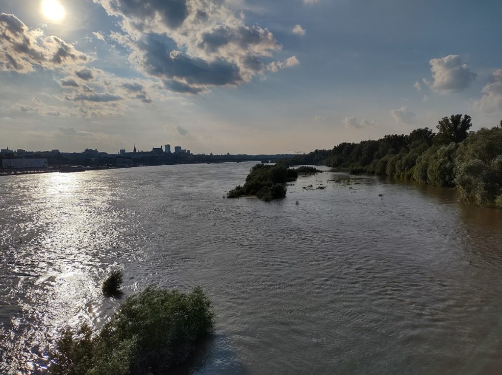 Smartfon pełen sprzeczności, czyli recenzja Motoroli One Fusion+ 29 Smartfon pełen sprzeczności, czyli recenzja Motoroli One Fusion+