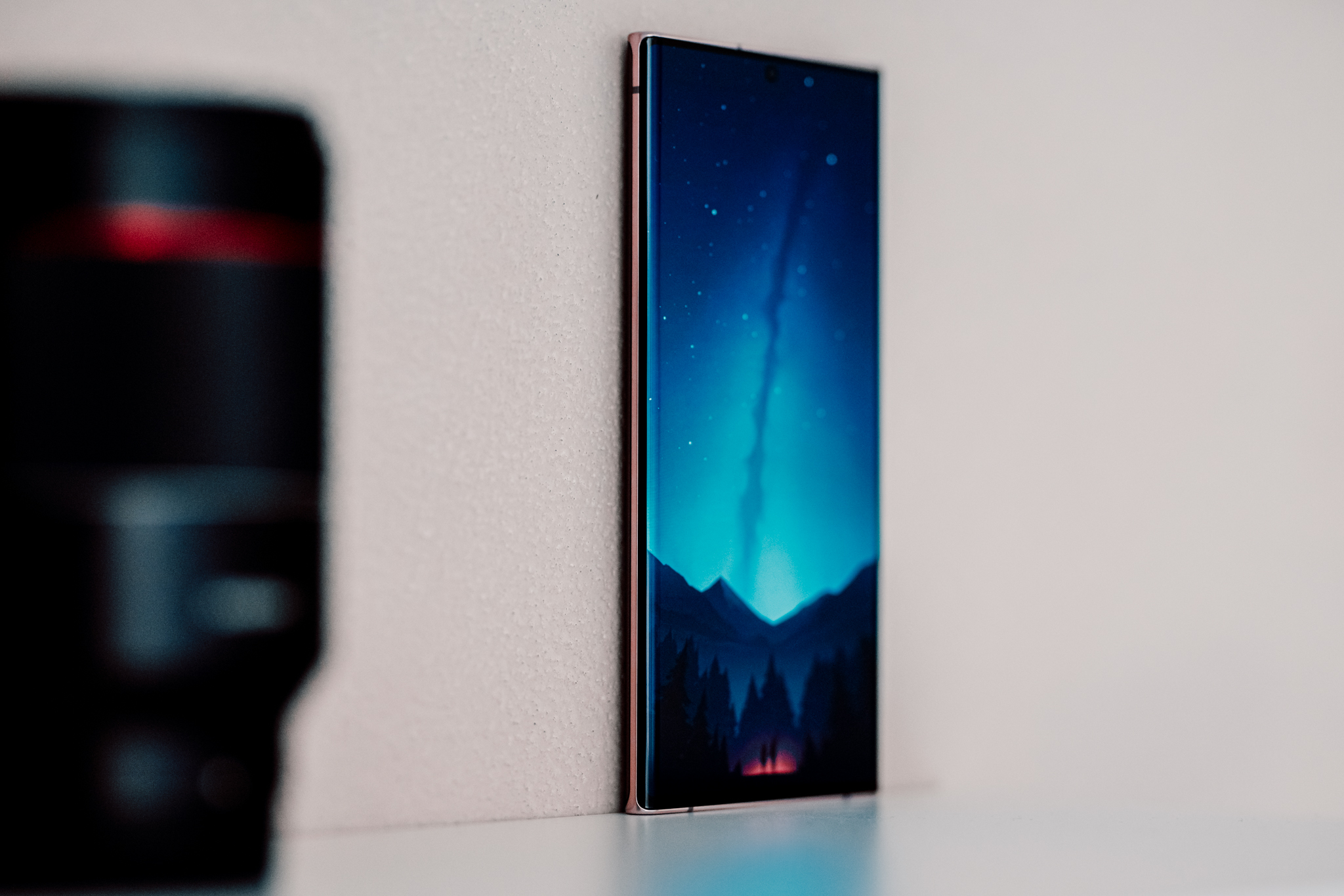 Drogi i droższy, czyli jak przekonać klientów do przepłacania - recenzja serii Note20 od Samsunga 15 Drogi i droższy, czyli jak przekonać klientów do przepłacania - recenzja serii Note20 od Samsunga