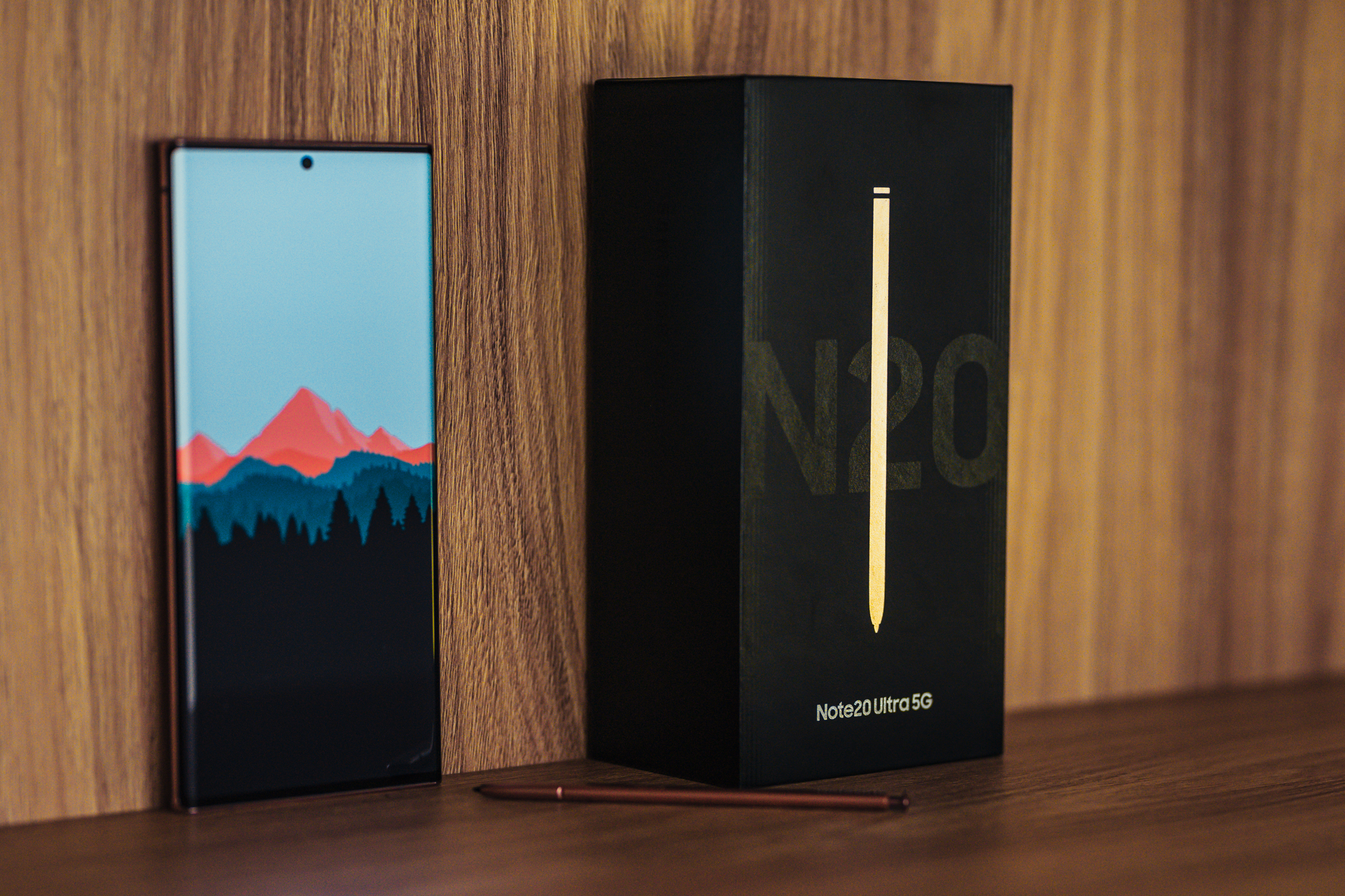 Drogi i droższy, czyli jak przekonać klientów do przepłacania - recenzja serii Note20 od Samsunga 11 Drogi i droższy, czyli jak przekonać klientów do przepłacania - recenzja serii Note20 od Samsunga