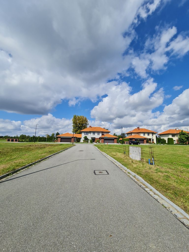 Drogi i droższy, czyli jak przekonać klientów do przepłacania - recenzja serii Note20 od Samsunga 30 Drogi i droższy, czyli jak przekonać klientów do przepłacania - recenzja serii Note20 od Samsunga