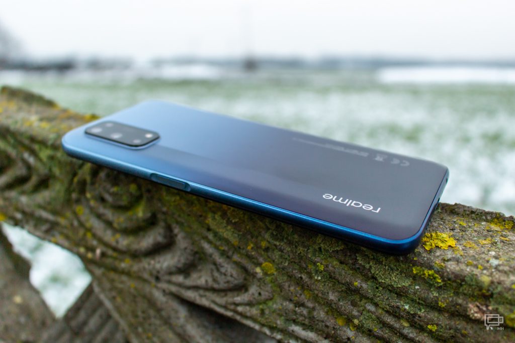 Telefon, który strasznie zaskoczył mnie na testach znika z oferty. To ostatni moment, aby go kupić! 11 realme 7 5G