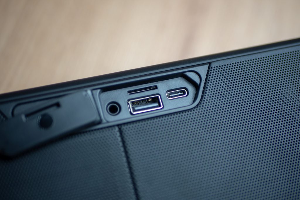 Przenośny głośnik będący także bankiem energii? Recenzja Tronsmart Mega Pro 13 Przenośny głośnik będący także bankiem energii? Recenzja Tronsmart Mega Pro