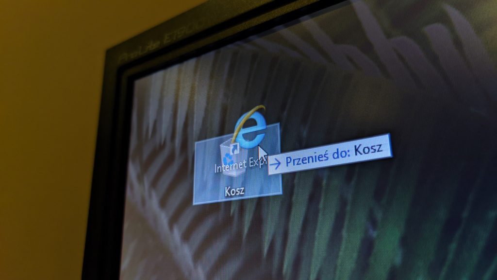 Internet Explorer 11 przenoszony do kosza w systemie Windows 10