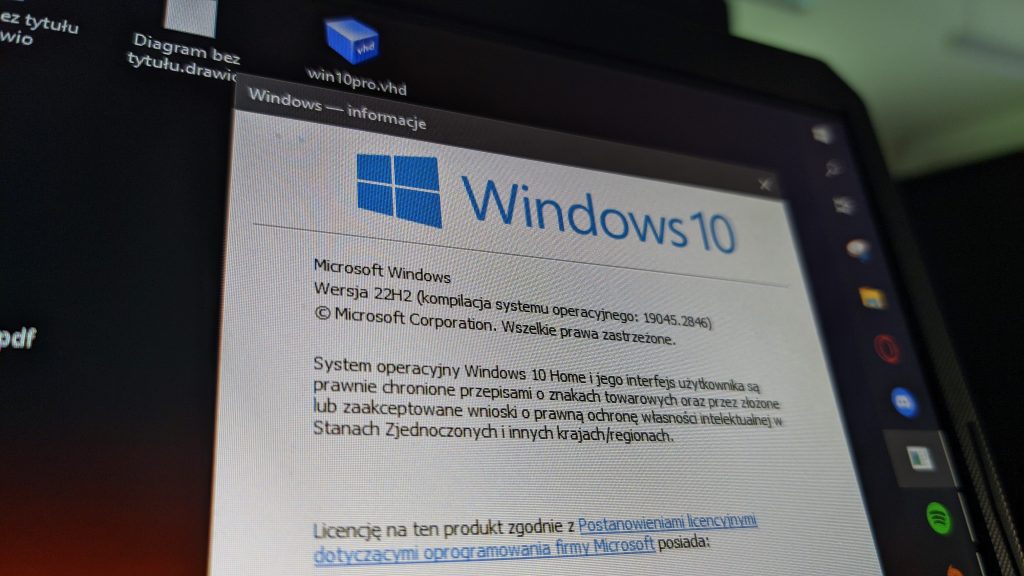 Windows 10 22H2 - winver
