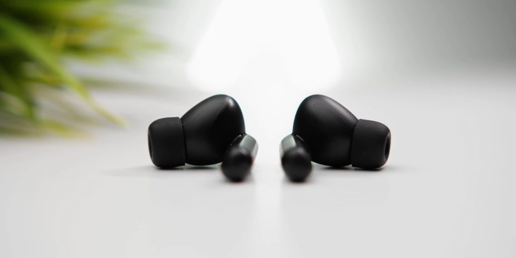 QCY T13 ANC: tanie i dobre słuchawki bezprzewodowe! Co oferują?