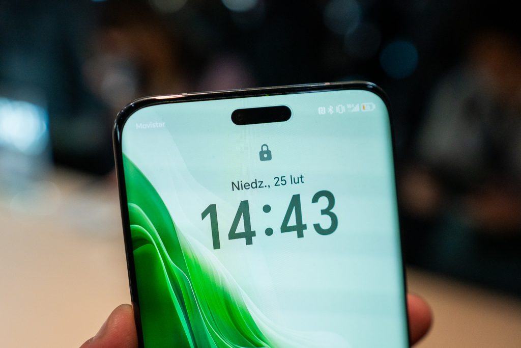 HONOR Magic6 Pro oficjalnie zadebiutował podczas targów MWC 2024 w Barcelonie! 13 HONOR Magic6 Pro oficjalnie zaprezentowany na MWC 2024