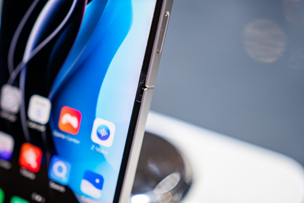 nubia prezentuje taniego składaka na MWC 2024! Poznajcie oficjalnie nubia Flip 5G 13 nubia Flip 5G oficjalnie na MWC 2024