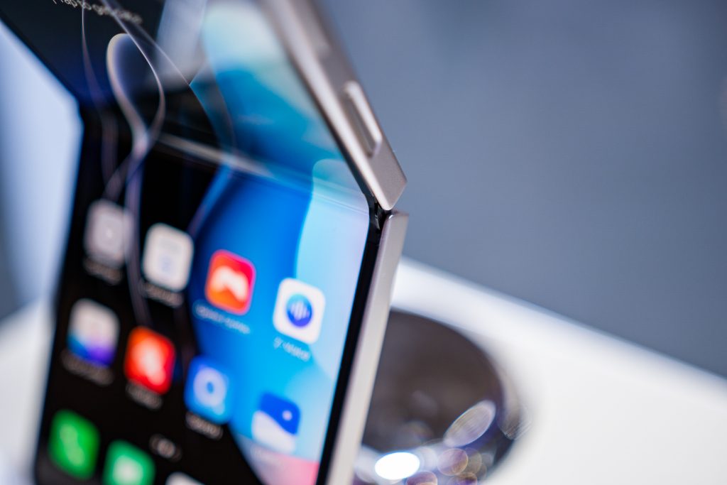 nubia prezentuje taniego składaka na MWC 2024! Poznajcie oficjalnie nubia Flip 5G 14 nubia Flip 5G oficjalnie na MWC 2024