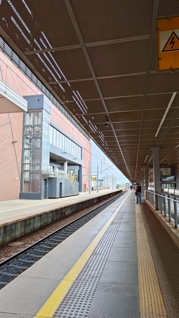 ASUS Zenfone 11 Ultra - Recenzja 521 ASUS Zenfone 11 Ultra - 220 - Obiektyw główny