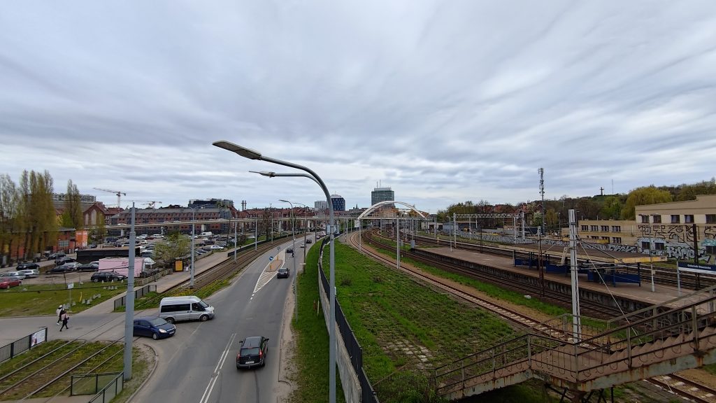 ASUS Zenfone 11 Ultra - Recenzja 528 ASUS Zenfone 11 Ultra - 224 - Obiektyw szerokokątny