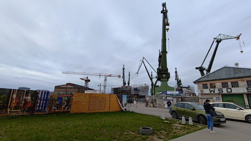 ASUS Zenfone 11 Ultra - Recenzja 534 ASUS Zenfone 11 Ultra - 226 - Obiektyw szerokokątny