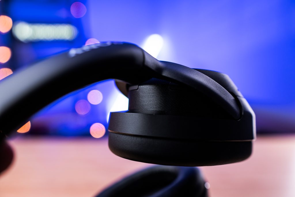 Sony prezentuje serię ULT POWER SOUND! To urządzenia, obok których nie przejdziesz obojętnie 17 Sony prezentuje serię ULT POWER SOUND! To urządzenia, obok których nie przejdziesz obojętnie