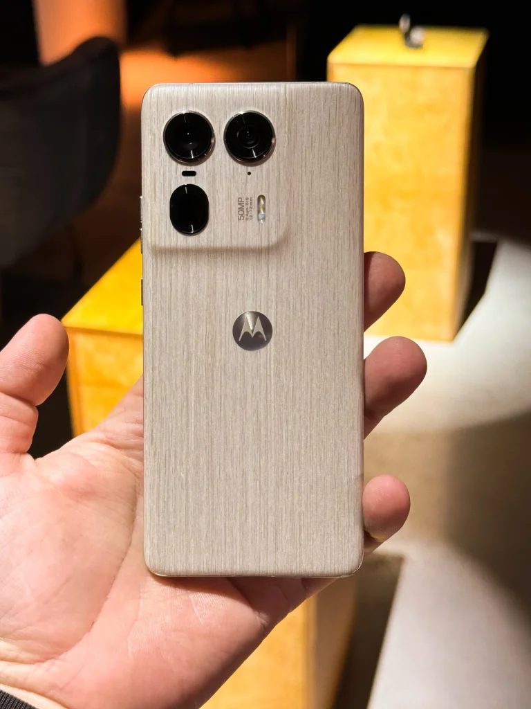 Motorola oficjalnie zaprezentowała w Polsce nowe smartfony z serii edge 50! 14 Motorola edge 50 ultra oficjalnie