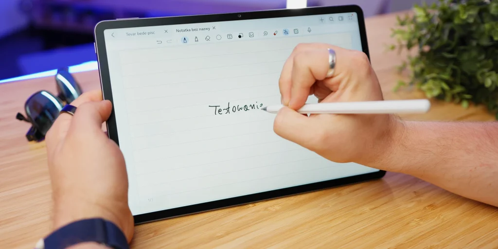 Huawei MatePad 11,5"S - czy przyszłość tabletów jest matowa? 15 Huawei MatePad 11,5"S z matowym ekranem