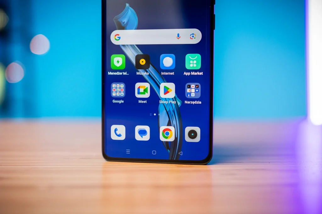 realme GT 6T oficjalnie zaprezentowany! Ciekawy średniak z superszybkim ładowaniem trafił na polski rynek 14 realme GT 6T oficjalnie zaprezentowany