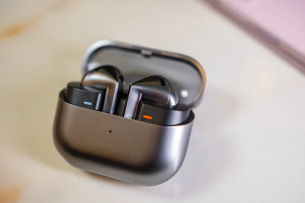 Samsung Galaxy Buds3 Pro i Galaxy Buds 3 oficjalnie debiutują na rynku! 13 Samsung Galaxy Buds3 oficjalnie