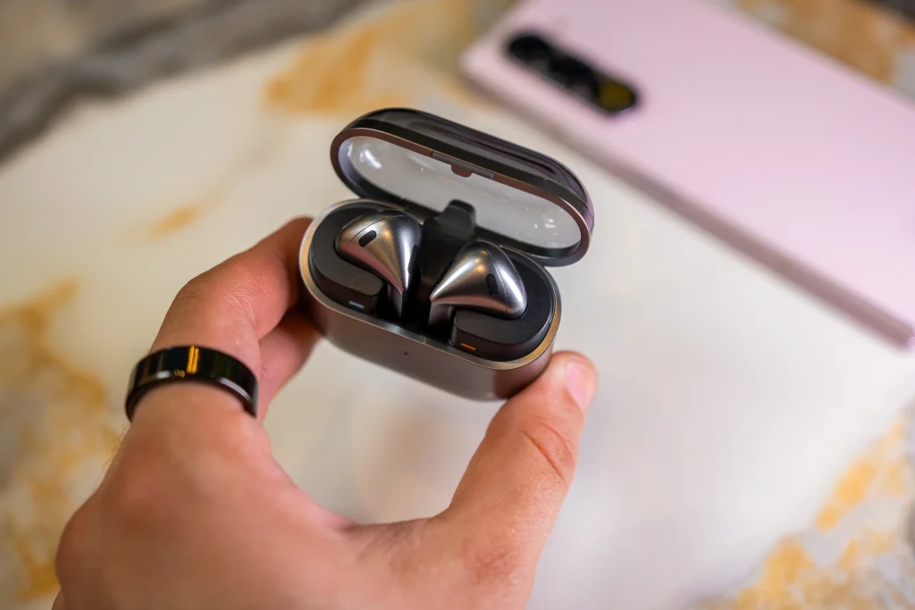 Samsung Galaxy Buds3 Pro i Galaxy Buds 3 oficjalnie debiutują na rynku! 14 Samsung Galaxy Buds3 oficjalnie