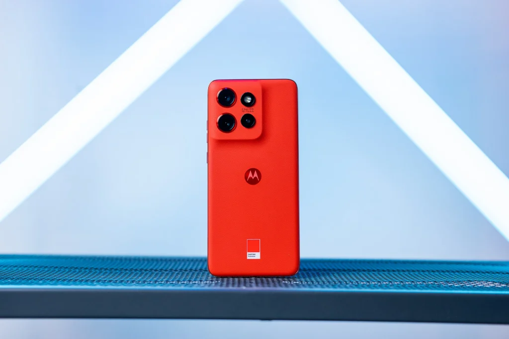 Motorola edge 50 neo już w Polsce! Co oferuje i ile kosztuje? 16 Motorola edge 50 neo oficjalnie w Polsce