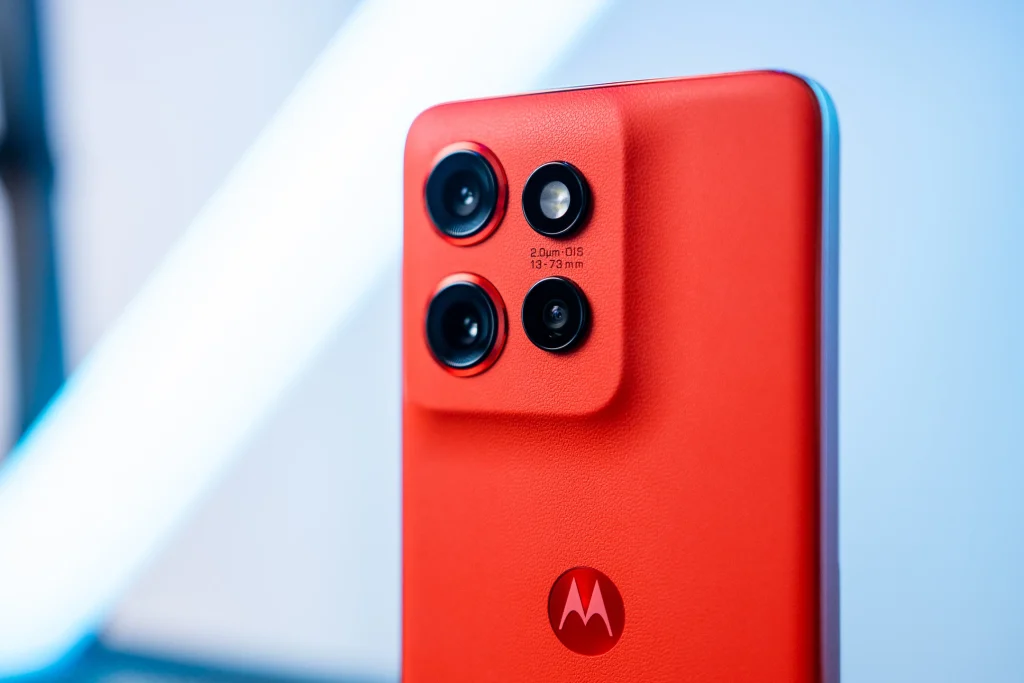 Motorola edge 50 neo już w Polsce! Co oferuje i ile kosztuje? 17 Motorola edge 50 neo oficjalnie w Polsce