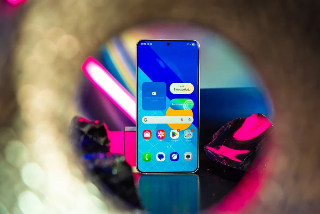 Galaxy S26 może mocno podrożeć! Samsung szykuje niemiłą niespodziankę 12 Galaxy S26 może mocno podrożeć! Samsung szykuje niemiłą niespodziankę