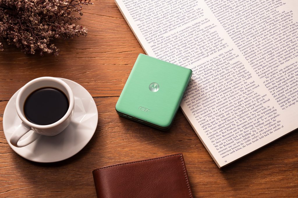 Mundialowa edycja składanego telefona już wyciekła! Oto, co wiemy na temat Motorola RAZR 60 FIFA