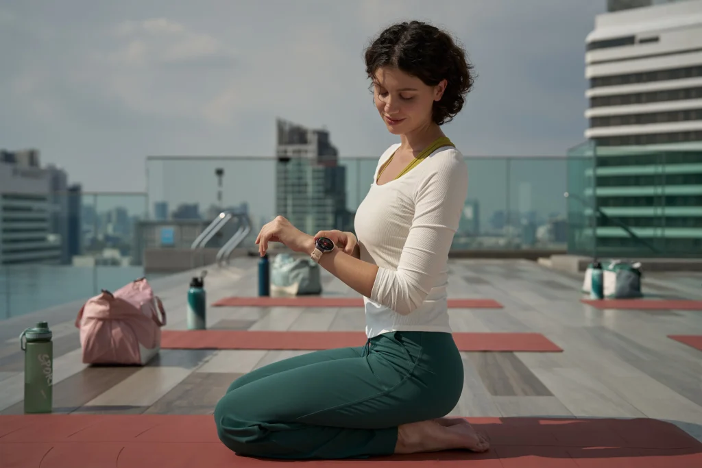 Huawei Watch 5 oficjalnie! Smartwatch z multisensoryczną rewolucją i stylowym designem 14 Huawei Watch 5 oficjalnie! Smartwatch z multisensoryczną rewolucją i stylowym designem