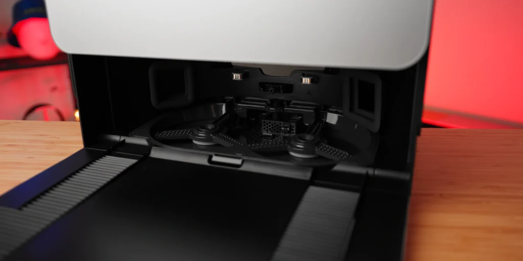 Roborock Saros Z70 – najnowocześniejszy robot sprzątający z ramieniem mechanicznym 22 Roborock Saros Z70 – najnowocześniejszy robot sprzątający z ramieniem mechanicznym