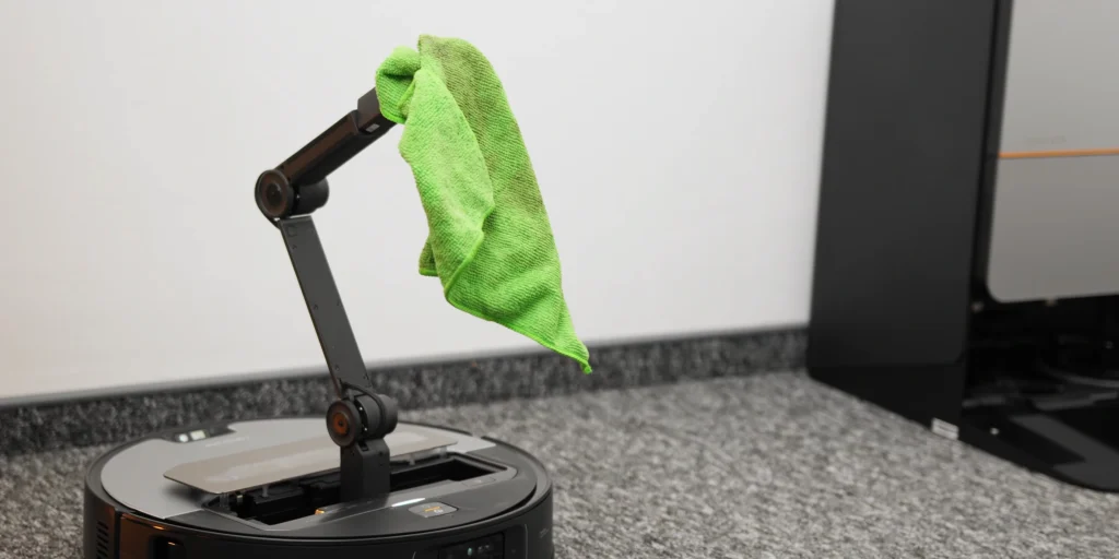 Roborock kończy 11 lat - wielkie promocje i innowacje w robotach sprzątających 12 Roborock kończy 11 lat - wielkie promocje i innowacje w robotach sprzątających