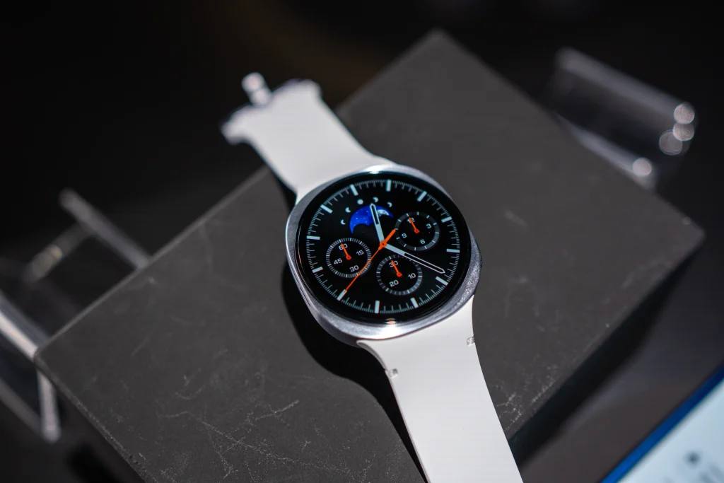 Samsung Galaxy Watch8 już oficjalnie! Trzy modele, trzy różne podejścia 14 Samsung Galaxy Watch8 już oficjalnie! Trzy modele, trzy różne podejścia
