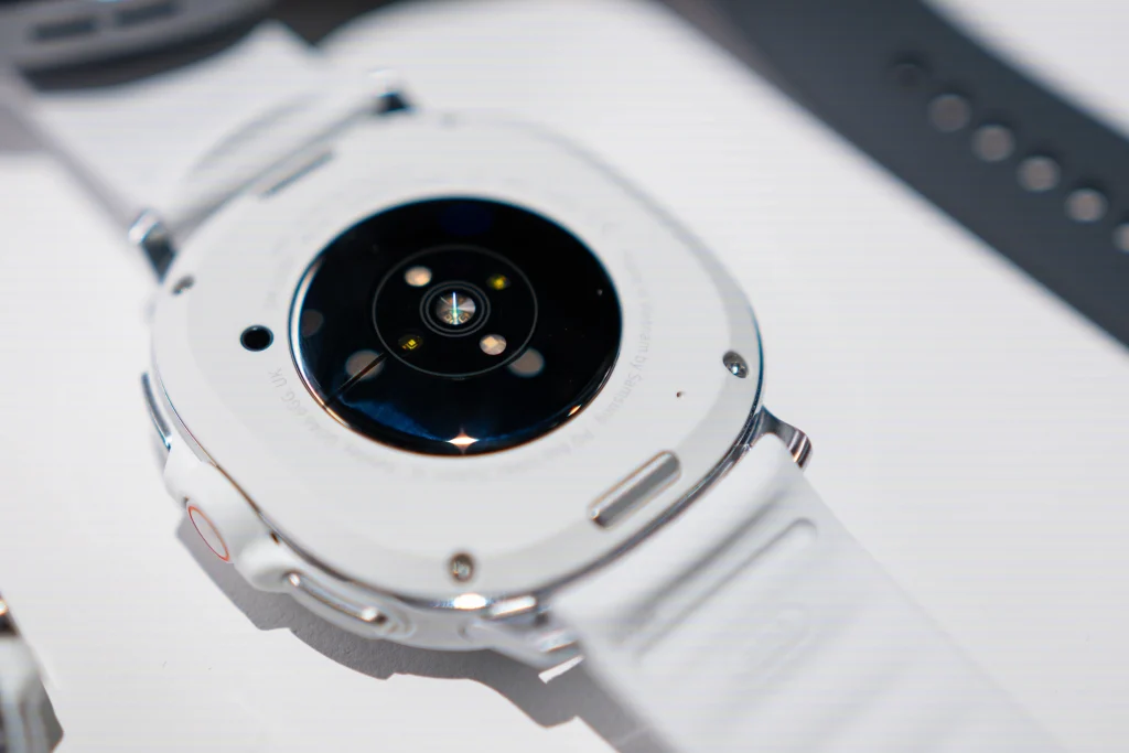 Samsung Galaxy Watch8 już oficjalnie! Trzy modele, trzy różne podejścia 17 Samsung Galaxy Watch8 już oficjalnie! Trzy modele, trzy różne podejścia