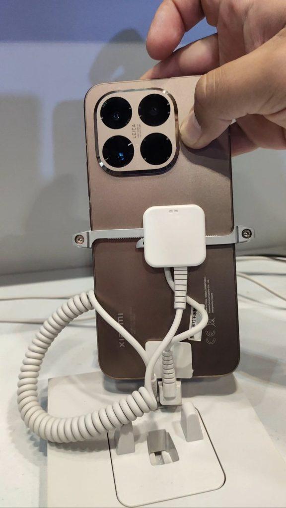 Xiaomi 15T i 15T Pro coraz bliżej premiery! Ujawniono wygląd i ceny 12 Xiaomi 15T i 15T Pro coraz bliżej premiery! Ujawniono wygląd i ceny