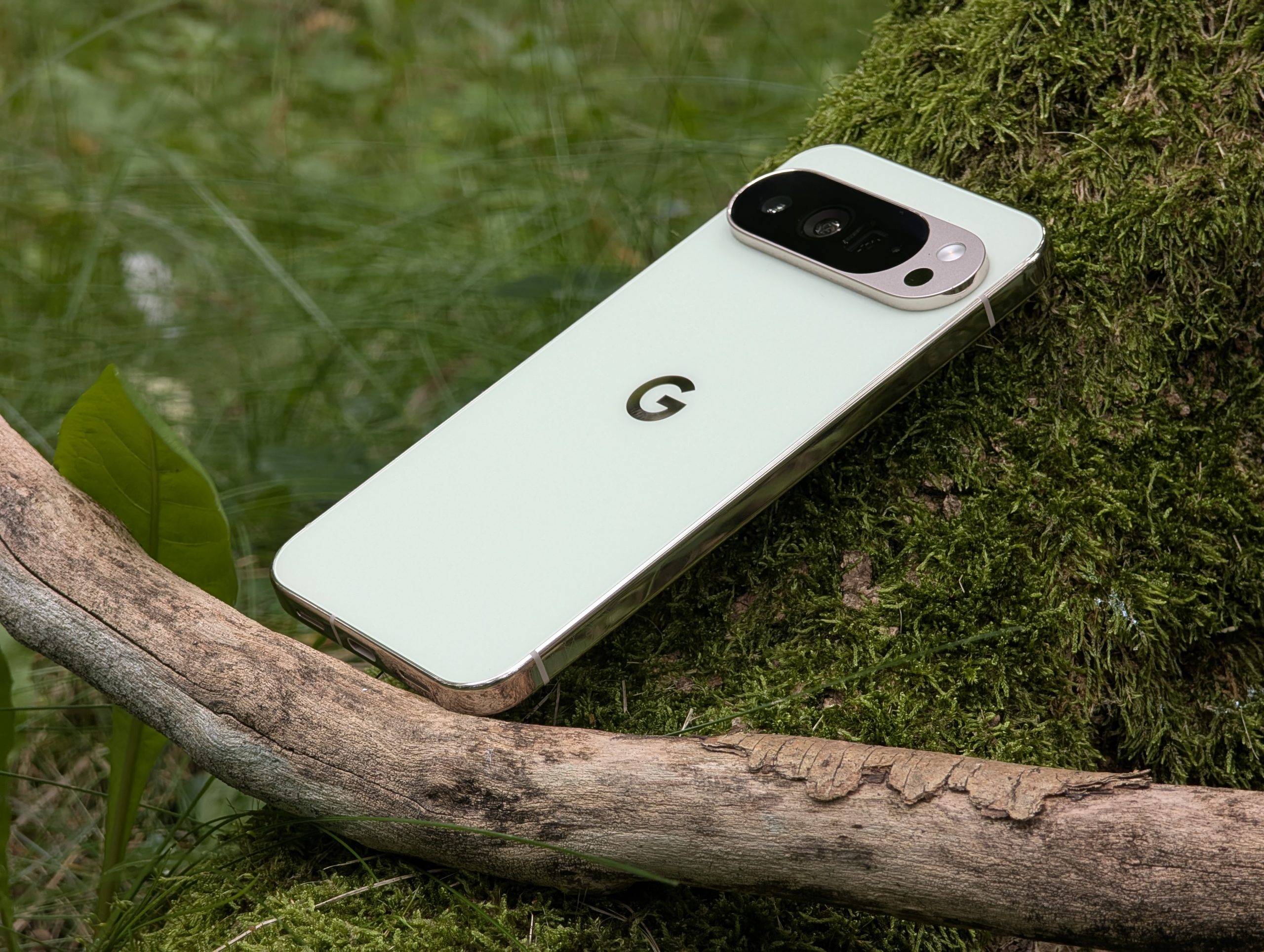 Google Pixel 10 Pro XL - Recenzja 14 Google Pixel 10 Pro XL - Design - 1