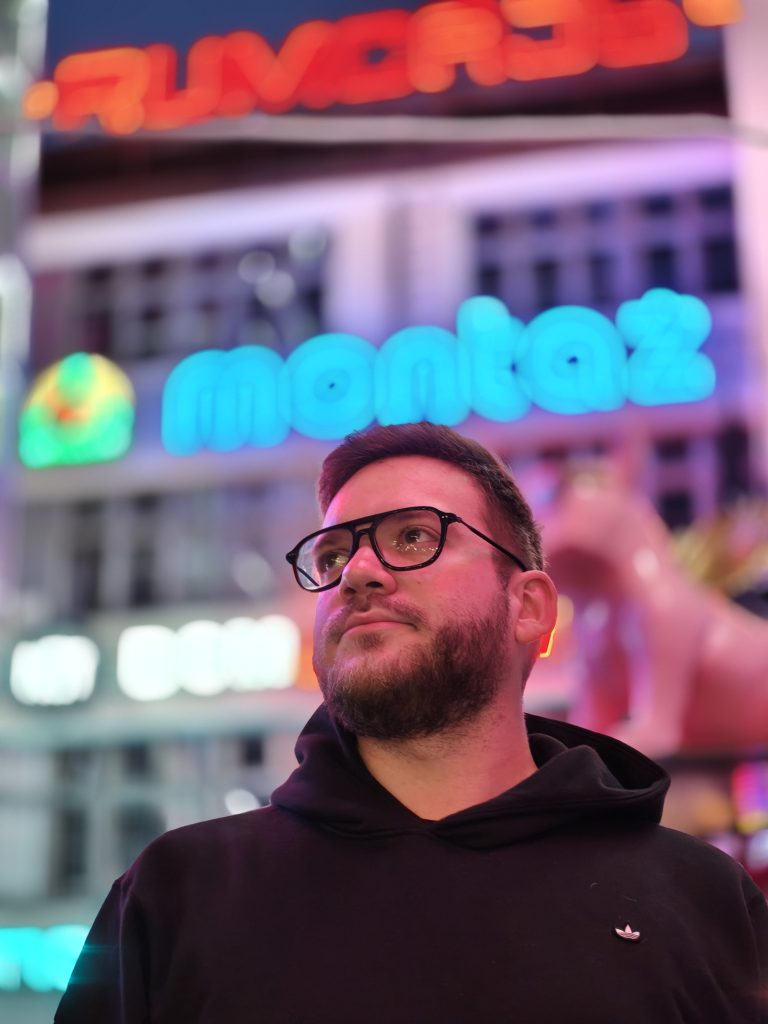 OPPO Reno14 FS 5G - śliczny średniak, dla każdego 15 OPPO Reno14 FS 5G - śliczny średniak, dla każdego