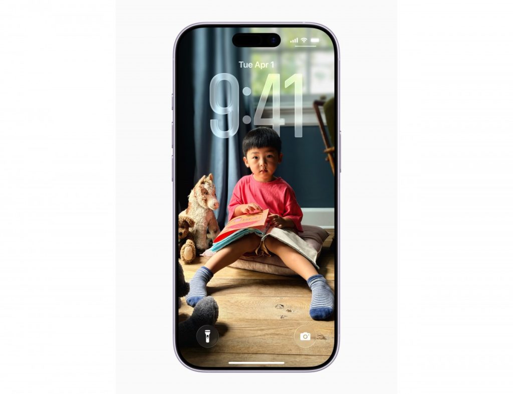 iPhone 17 oficjalnie! Apple prezentuje nową generację swojego smartfona 12 iPhone 17 oficjalnie! Apple prezentuje nową generację swojego smartfona