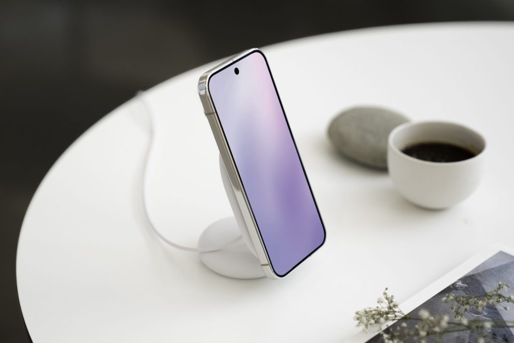 Google Pixel 10 stawia na AI kosztem RAM. Użytkownicy mogą to zmienić 13 Google Pixel 10 stawia na AI kosztem RAM. Użytkownicy mogą to zmienić