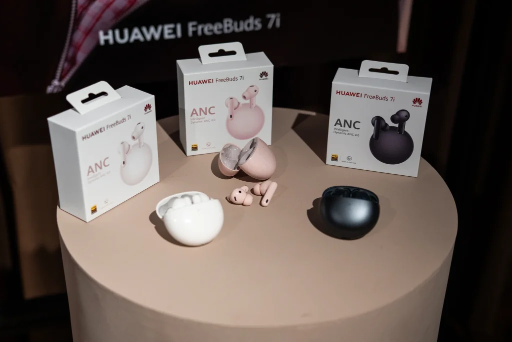 Globalna prezentacja Huawei za nami! Marka rozszerza swoje portfolio o nowe urządzenia 29 Globalna prezentacja Huawei za nami! Marka rozszerza swoje portfolio o nowe urządzenia